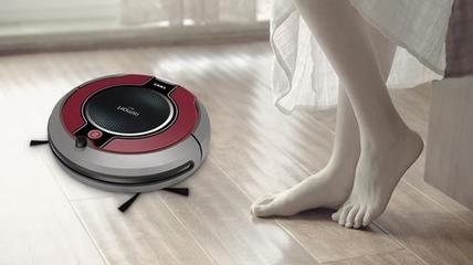 智能家居新寵 全自動(dòng)掃地洗地機(jī)器人，解放雙手的家務(wù)革命